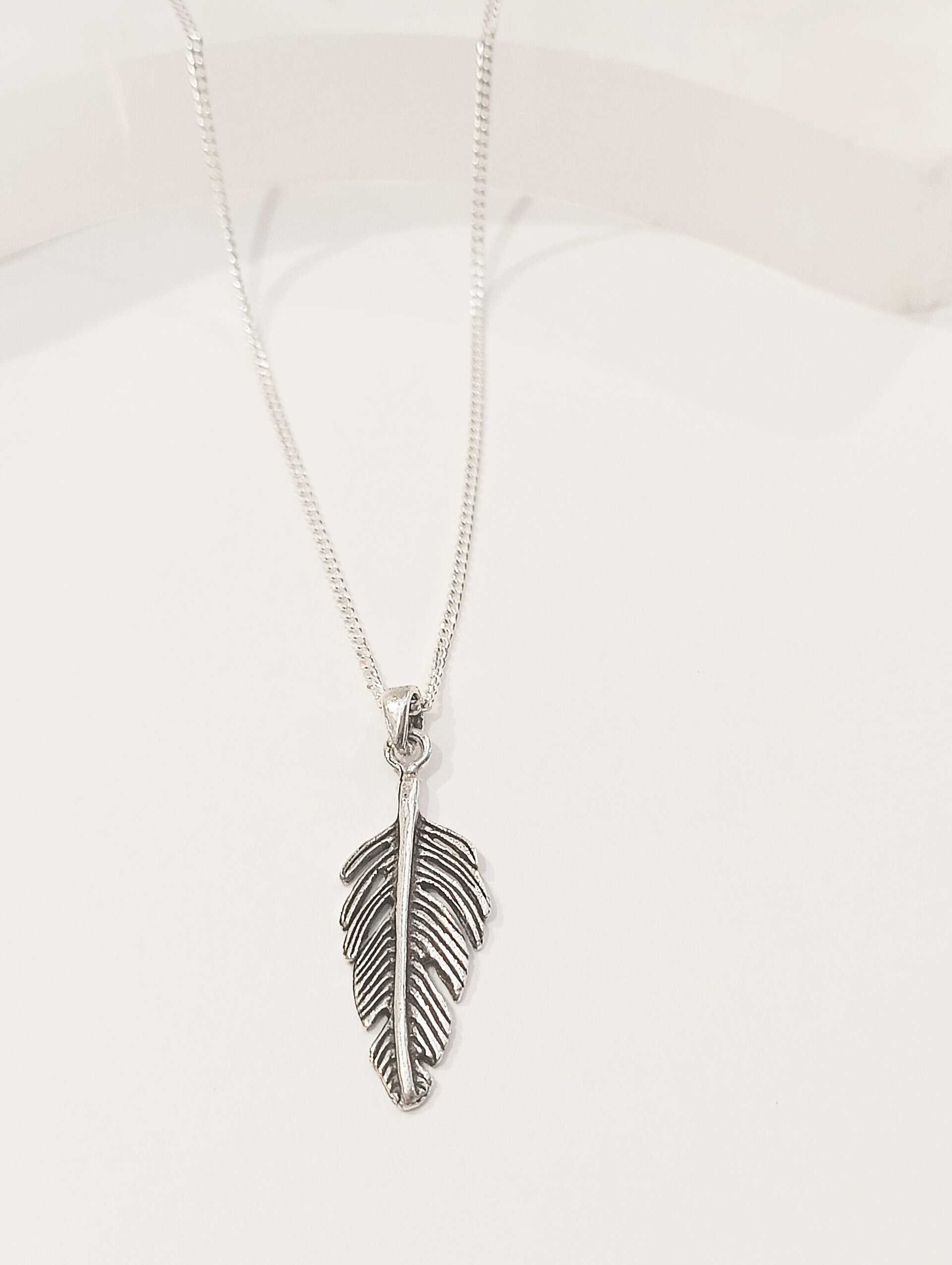 Collar  pluma - 3