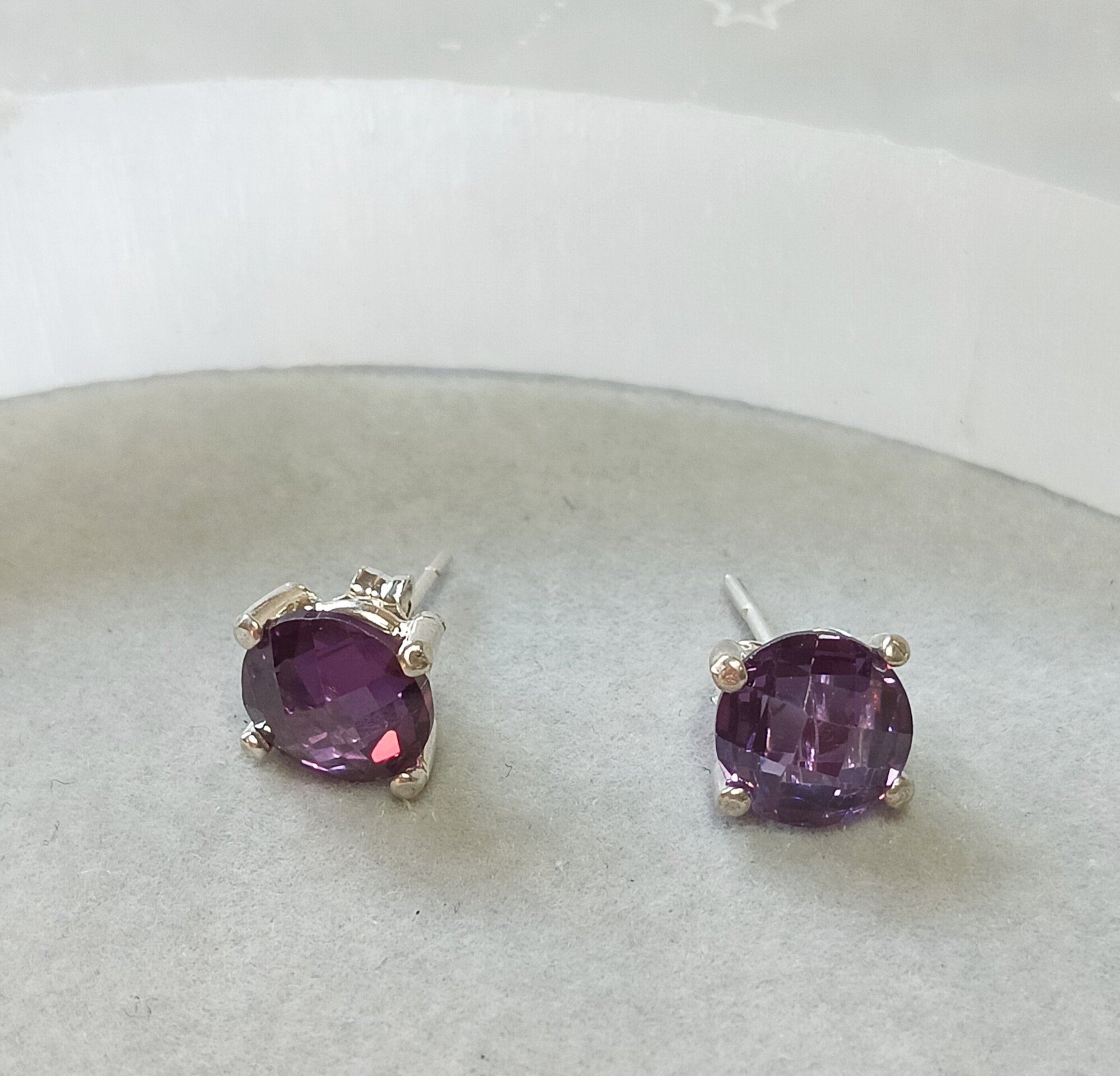 Pendientes 4 garras circonita lila - 4