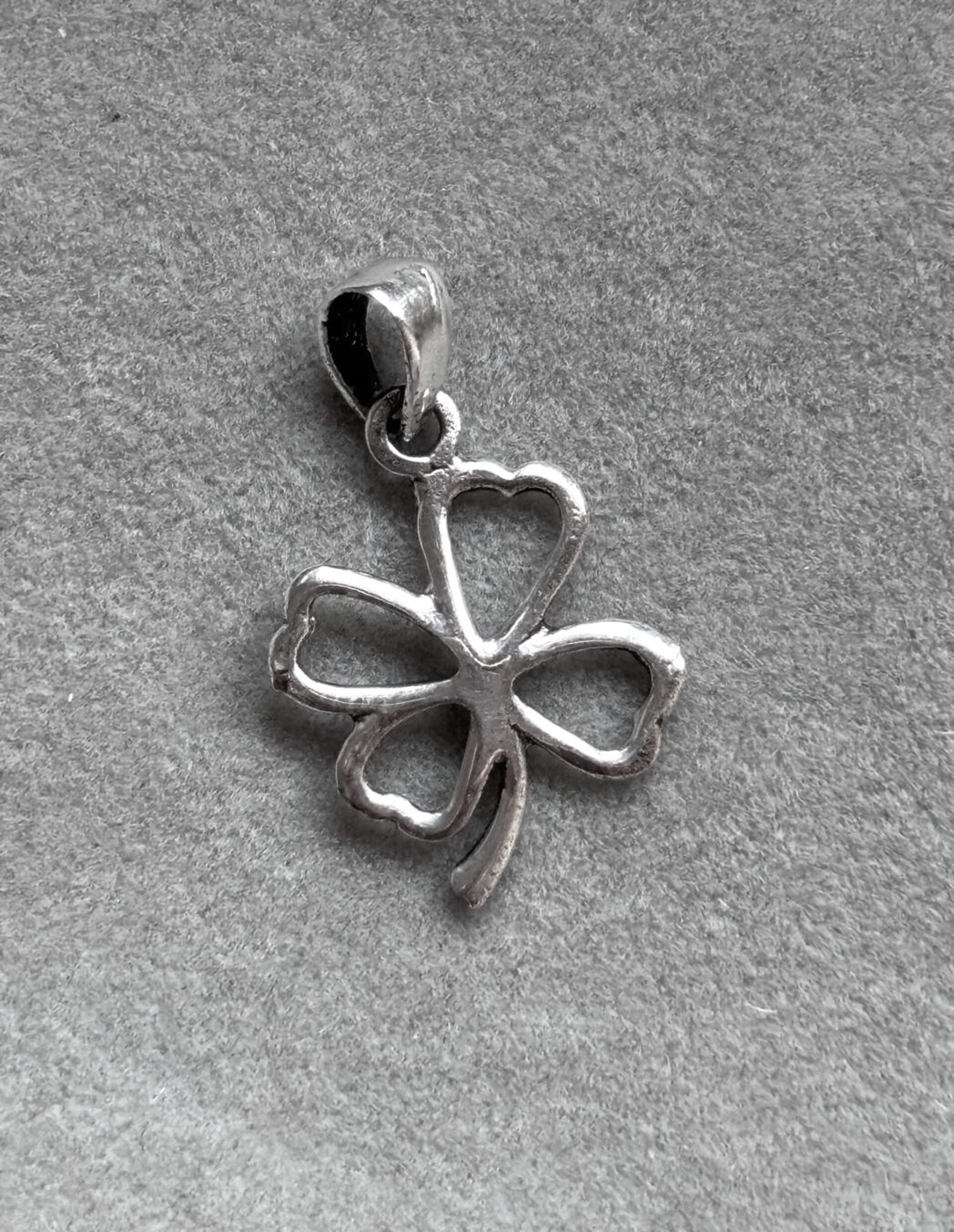 colgante  trébol de la suerte  4 hojas - 2