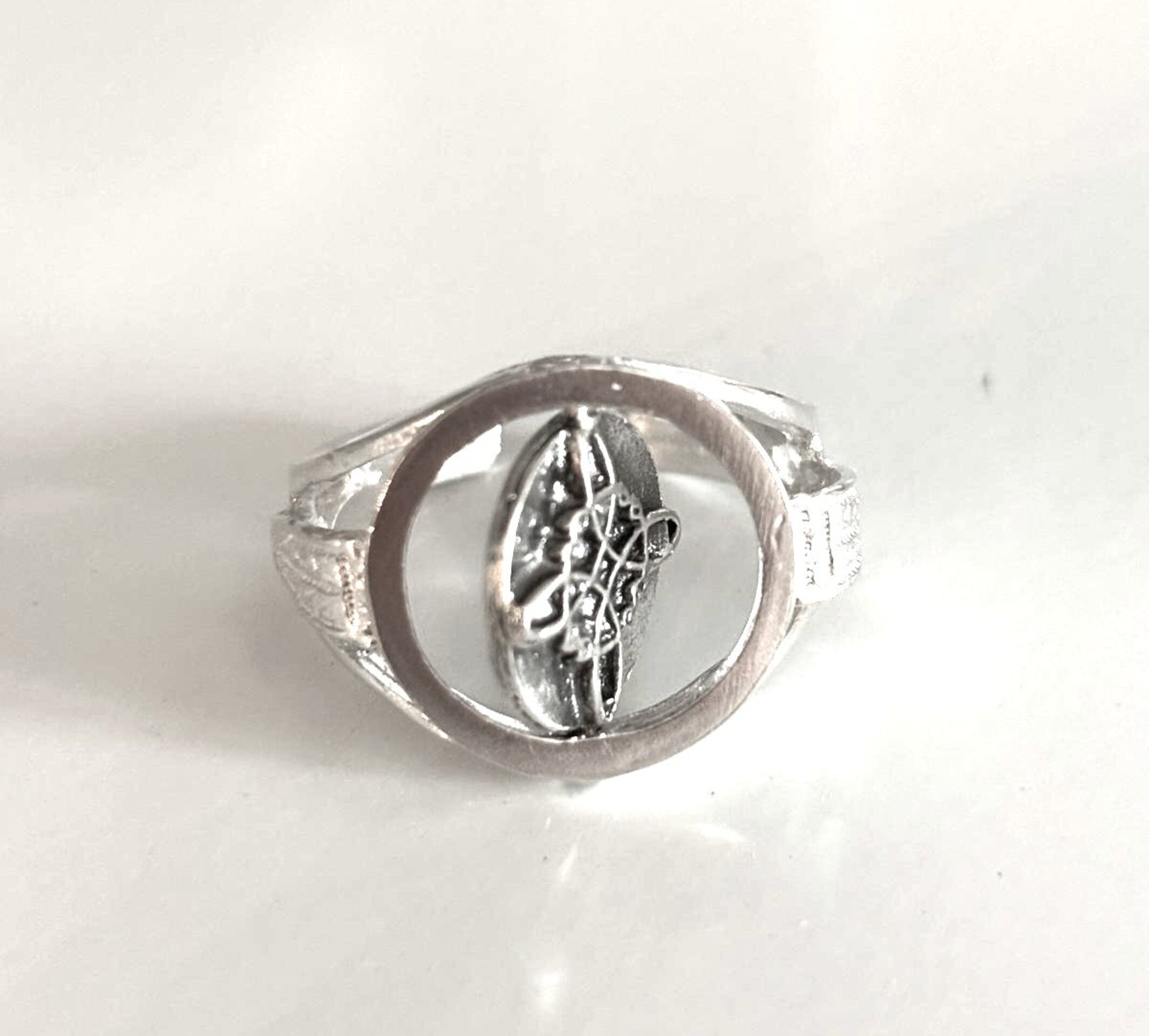 Anillo giratorio nudo de bruja y tetragrámaton - 9