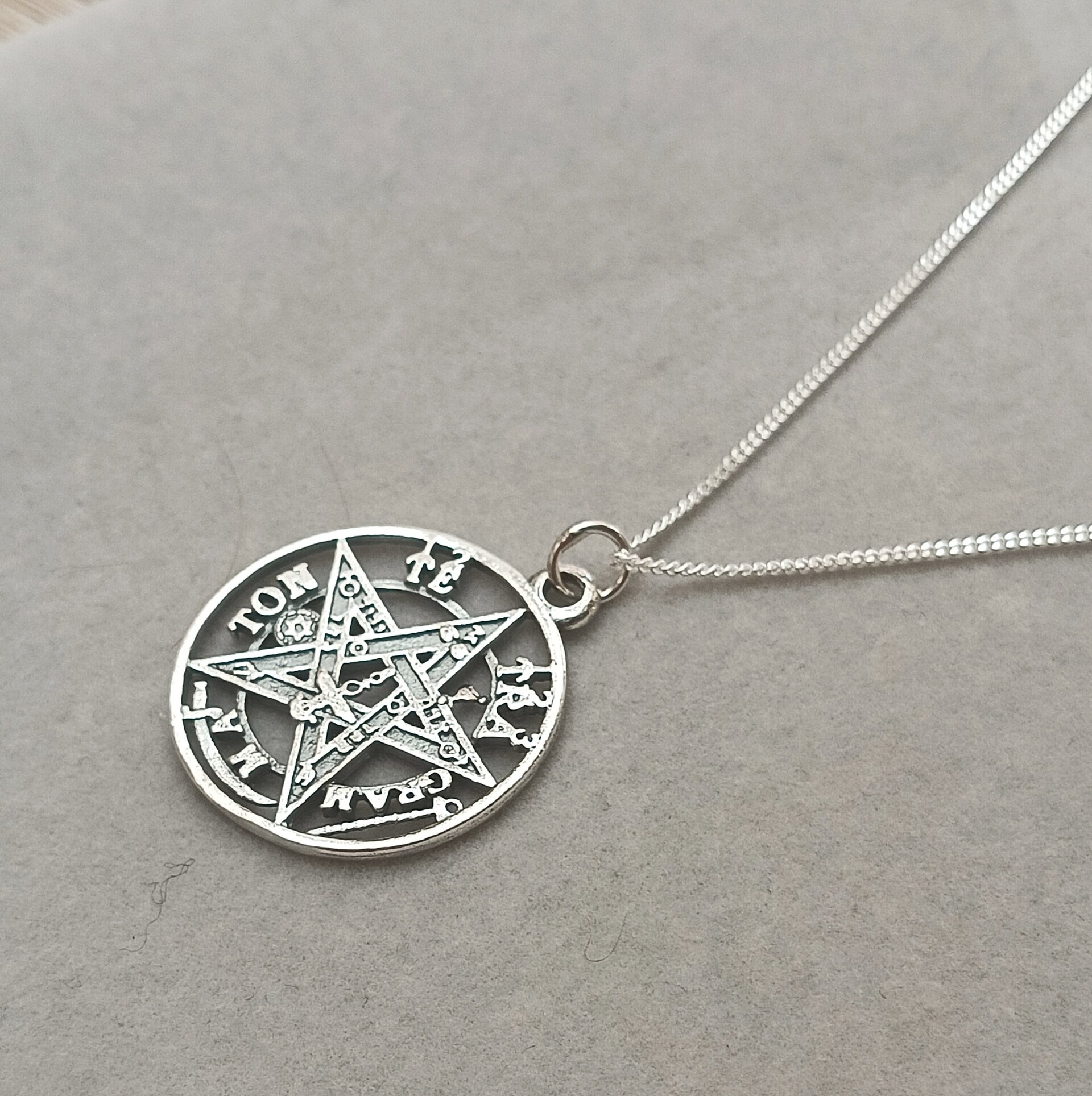 Collar tetragramatón - 3