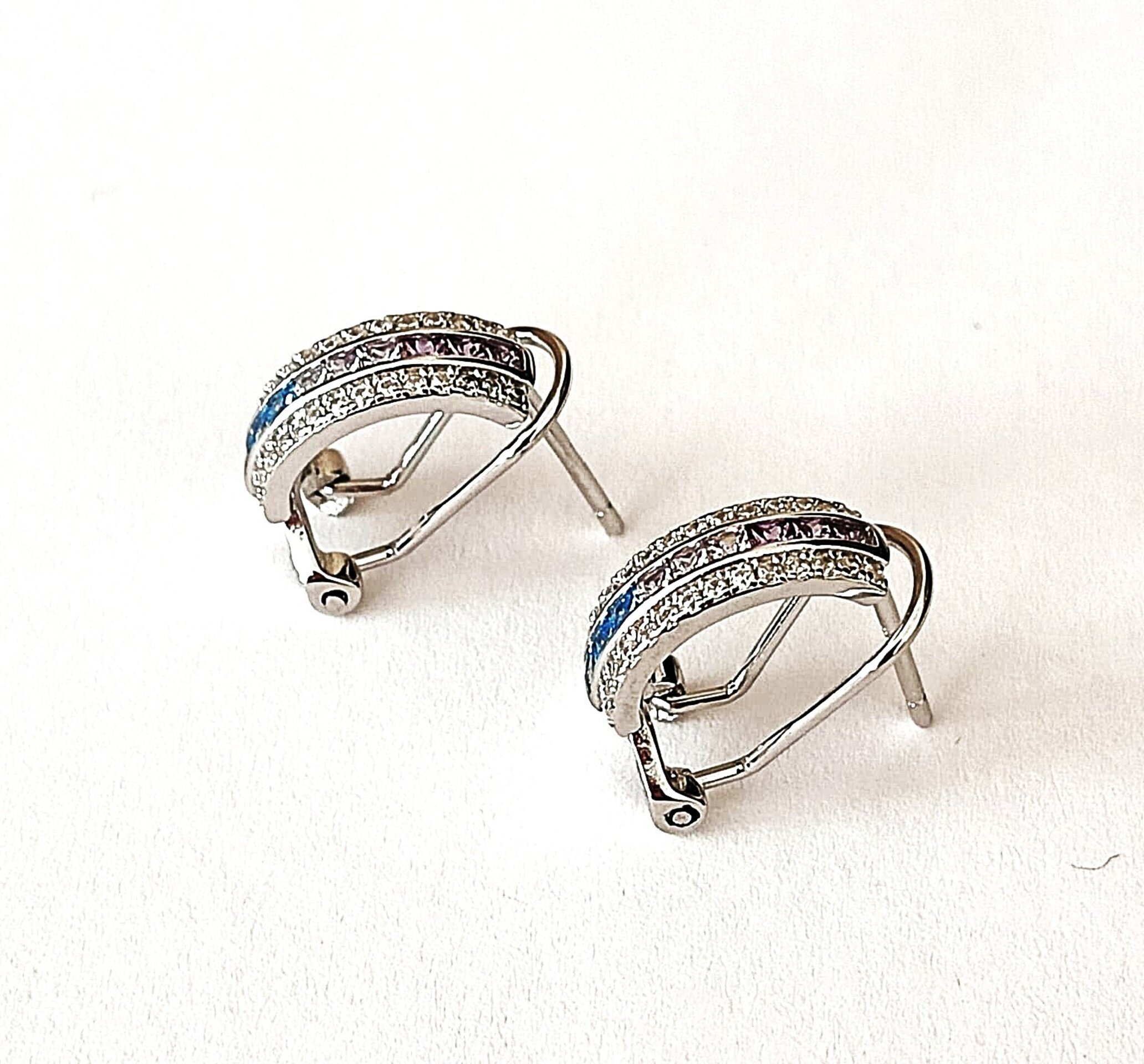 Pendientes circonita blanca y azul omega - 4