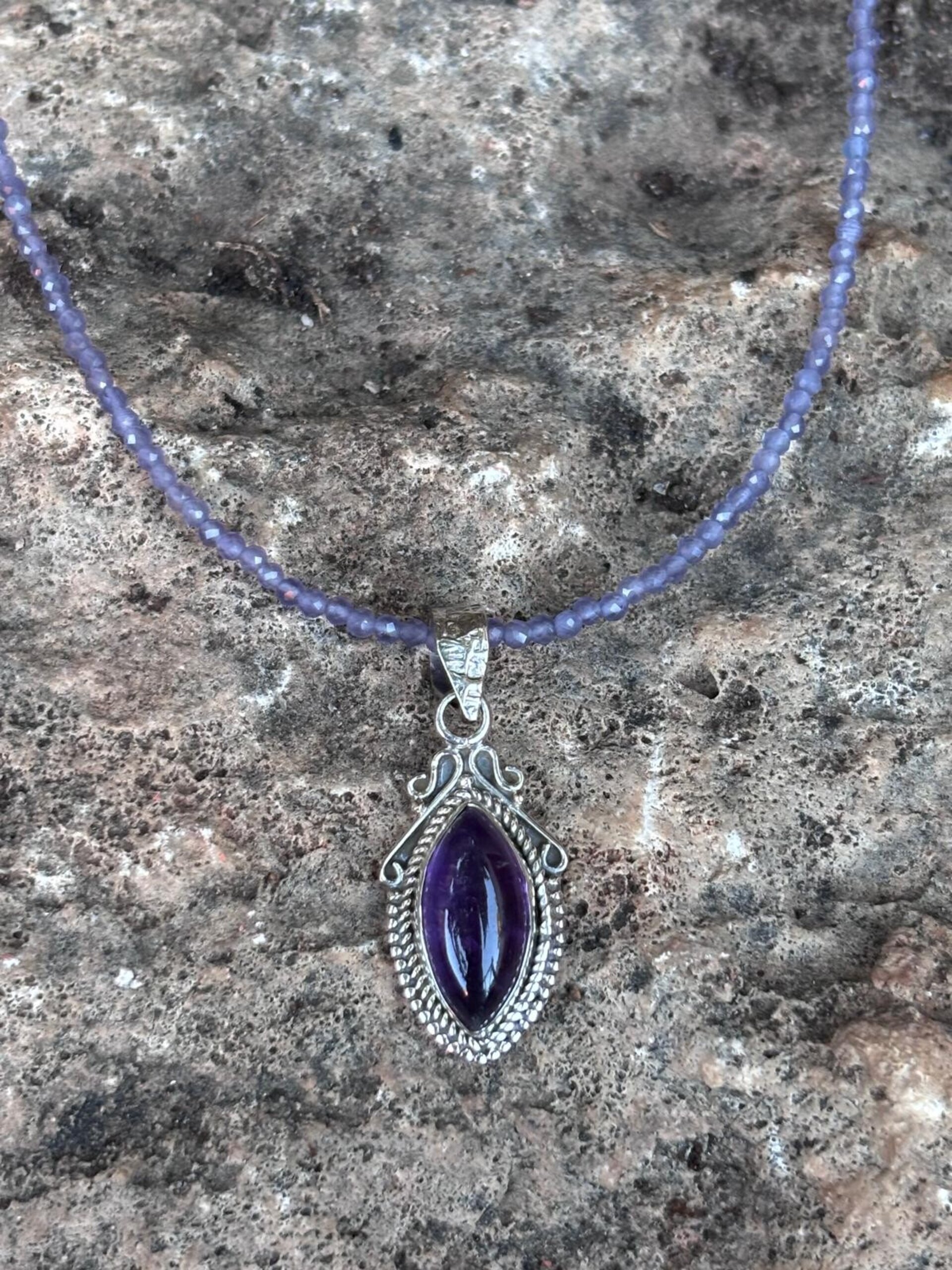 gargantilla facetada amatista y colgante - 3