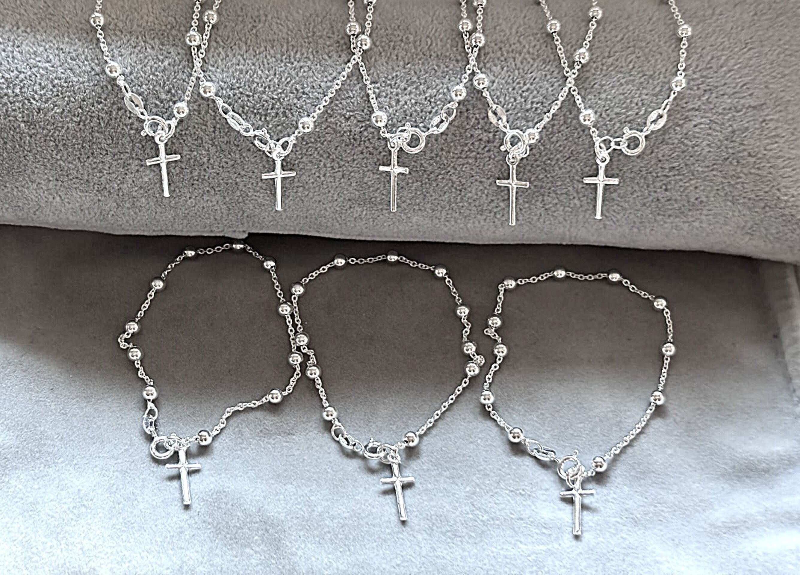 pulsera bolitas y cruz - 6