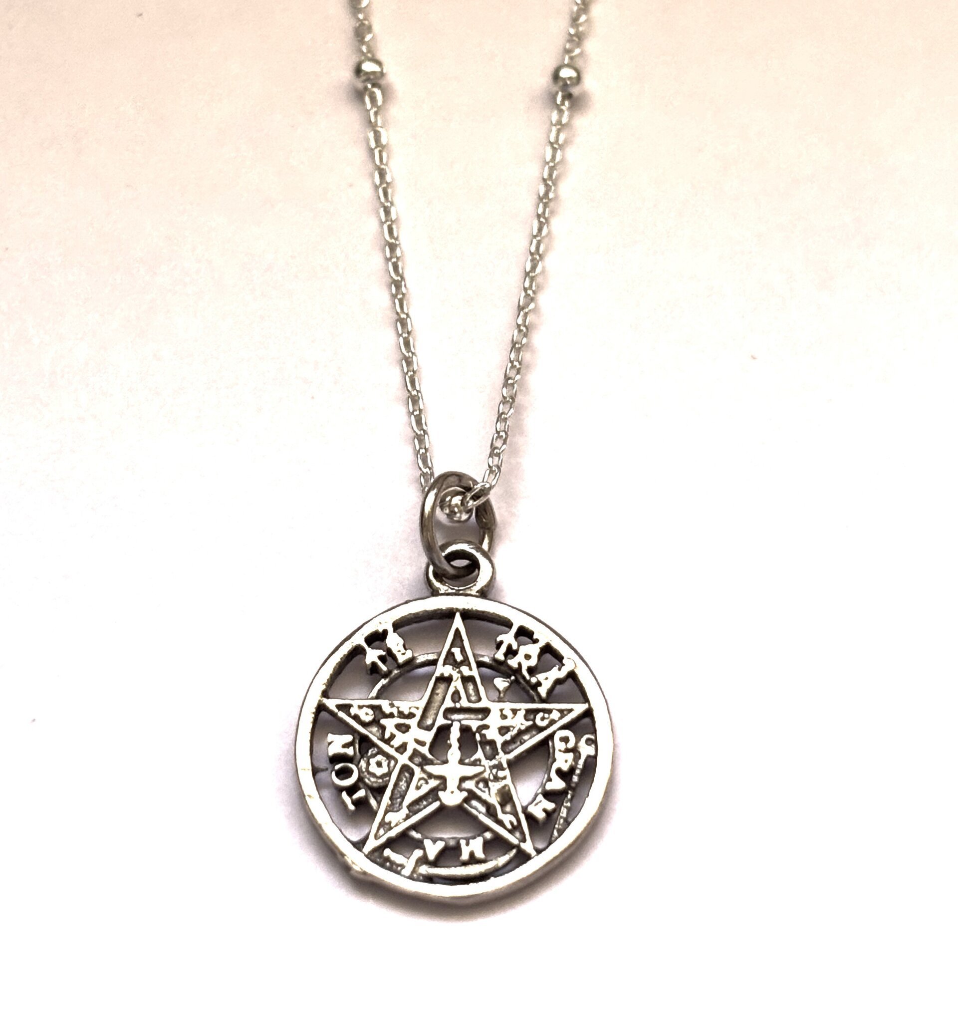 Collar tetragramatón - 1