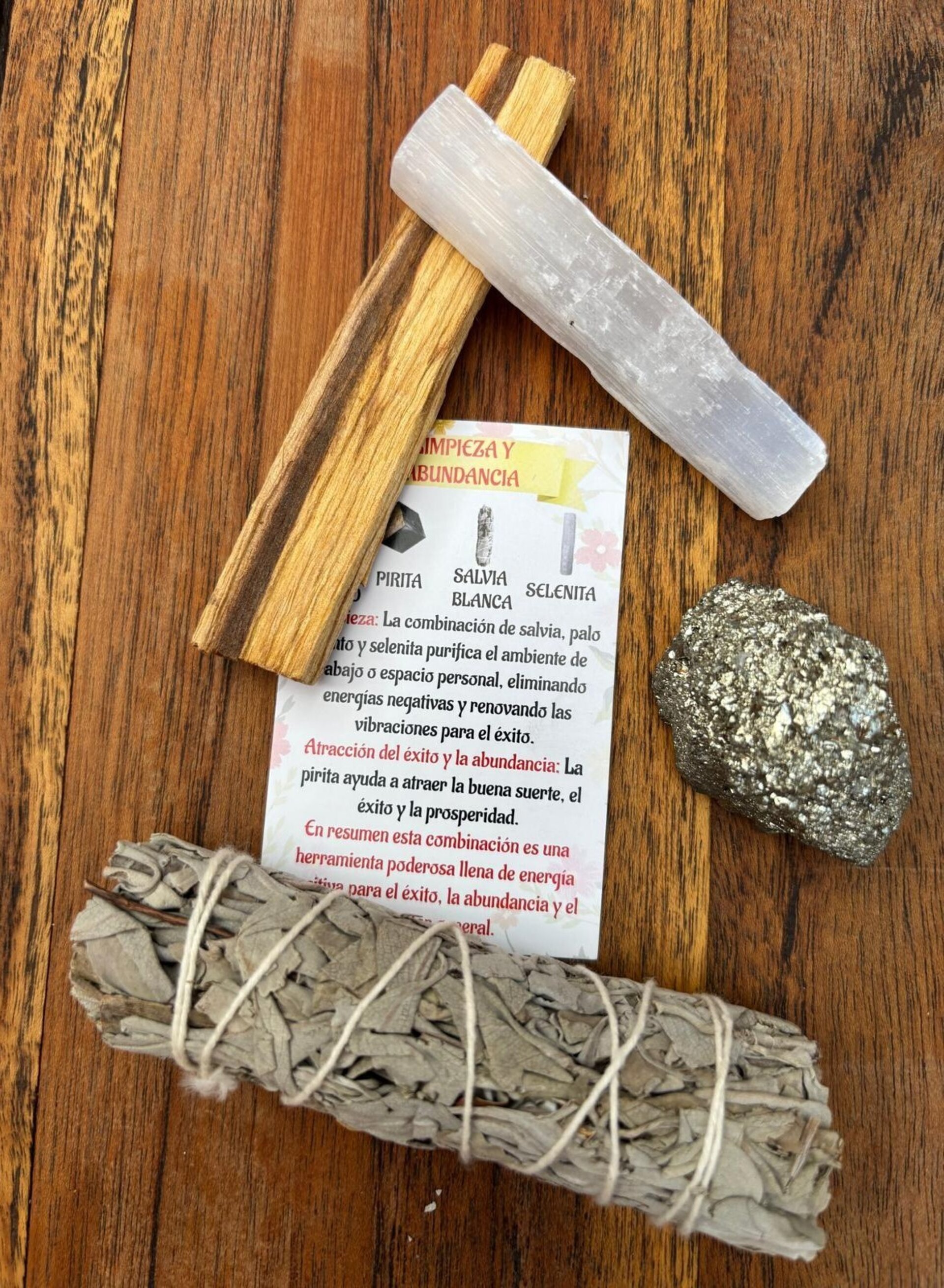 Kit Limpieza Y Abundancia :Atado Salvia , Palo Santo, Selenita y Pirita - 1