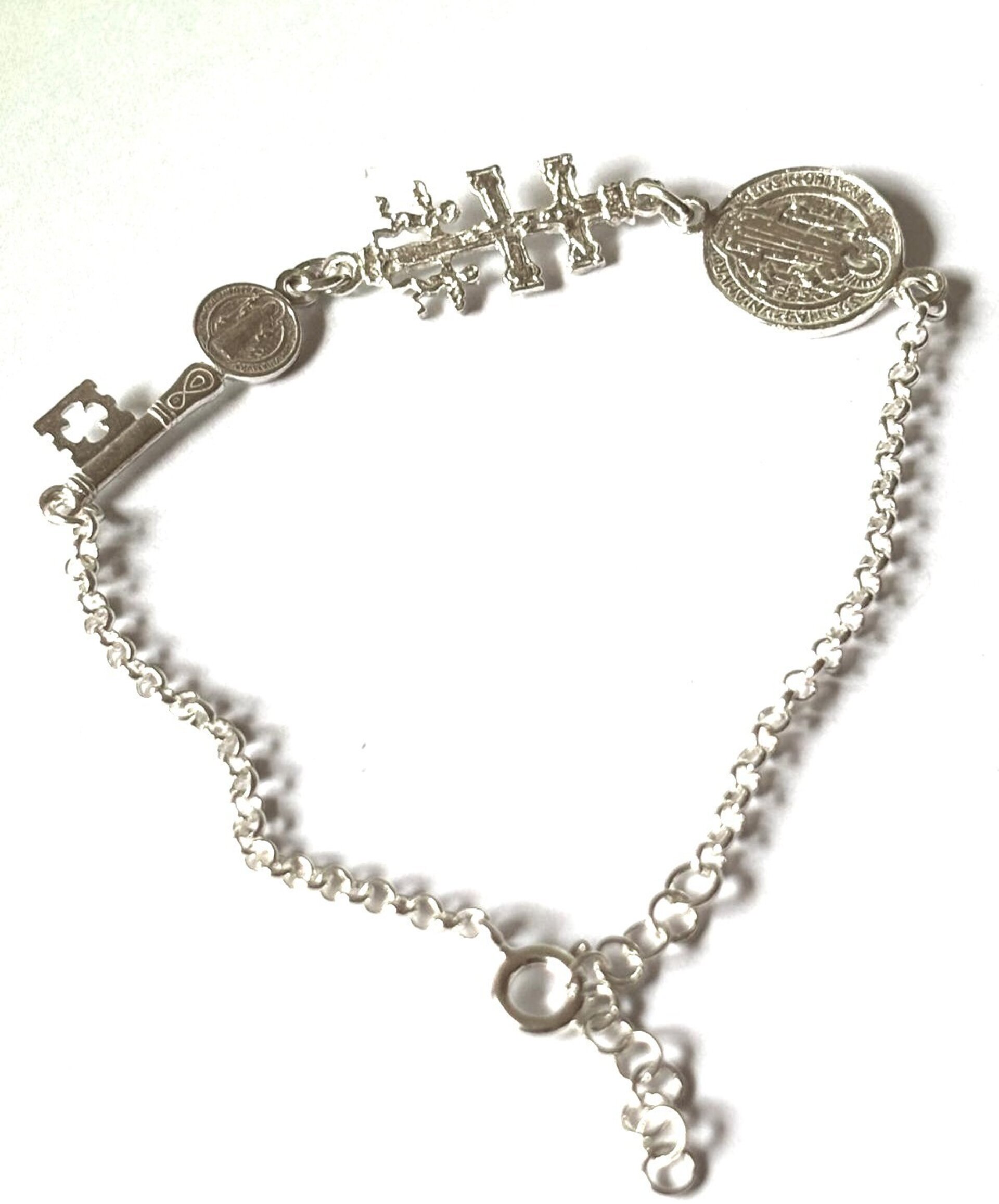 pulsera triple protección llave San Benito , cruz caravaca y San Benito - 4