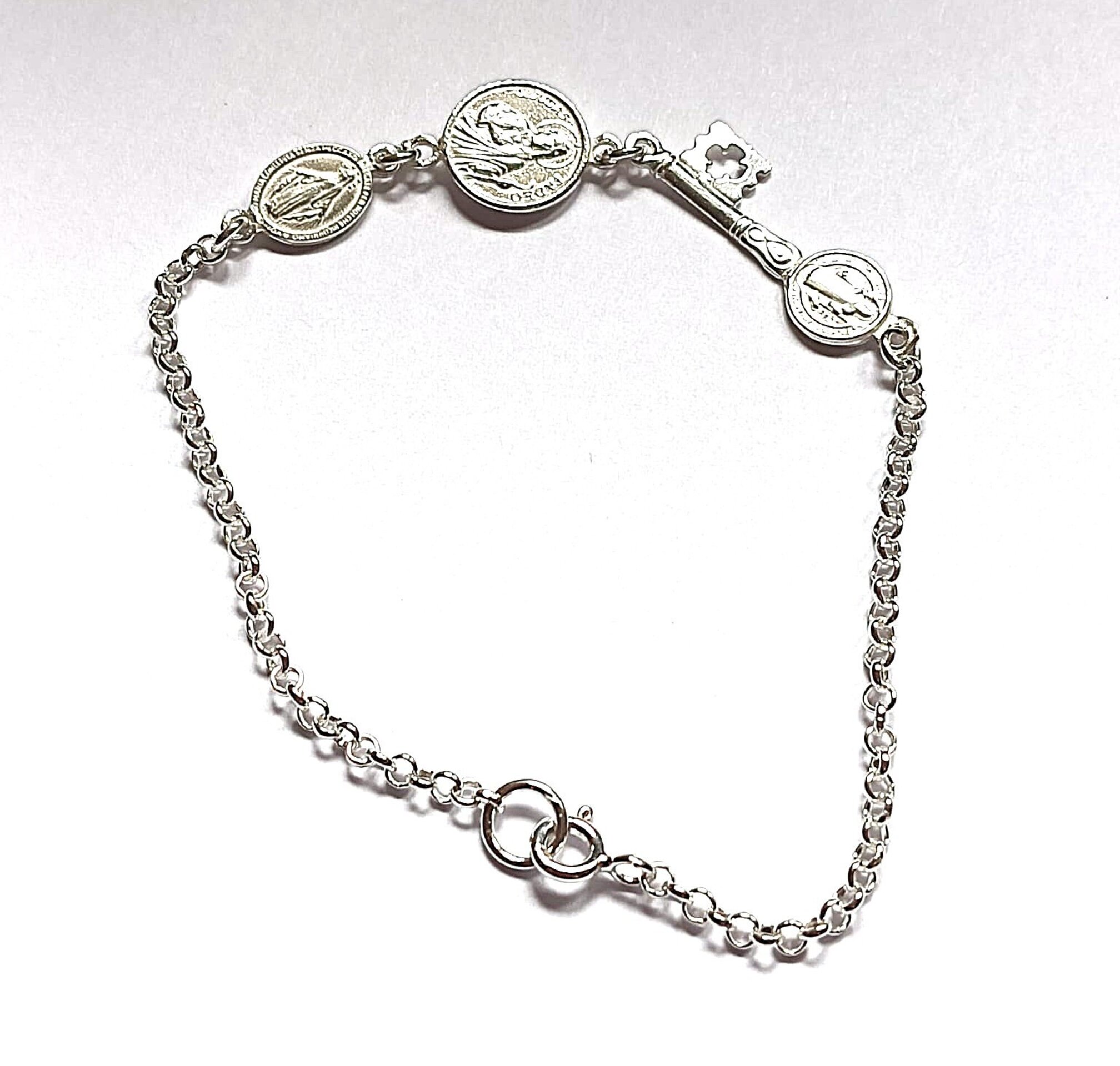 pulsera triple protección llave San Benito, judas Tadeo y virgen de la milagrosa - 4