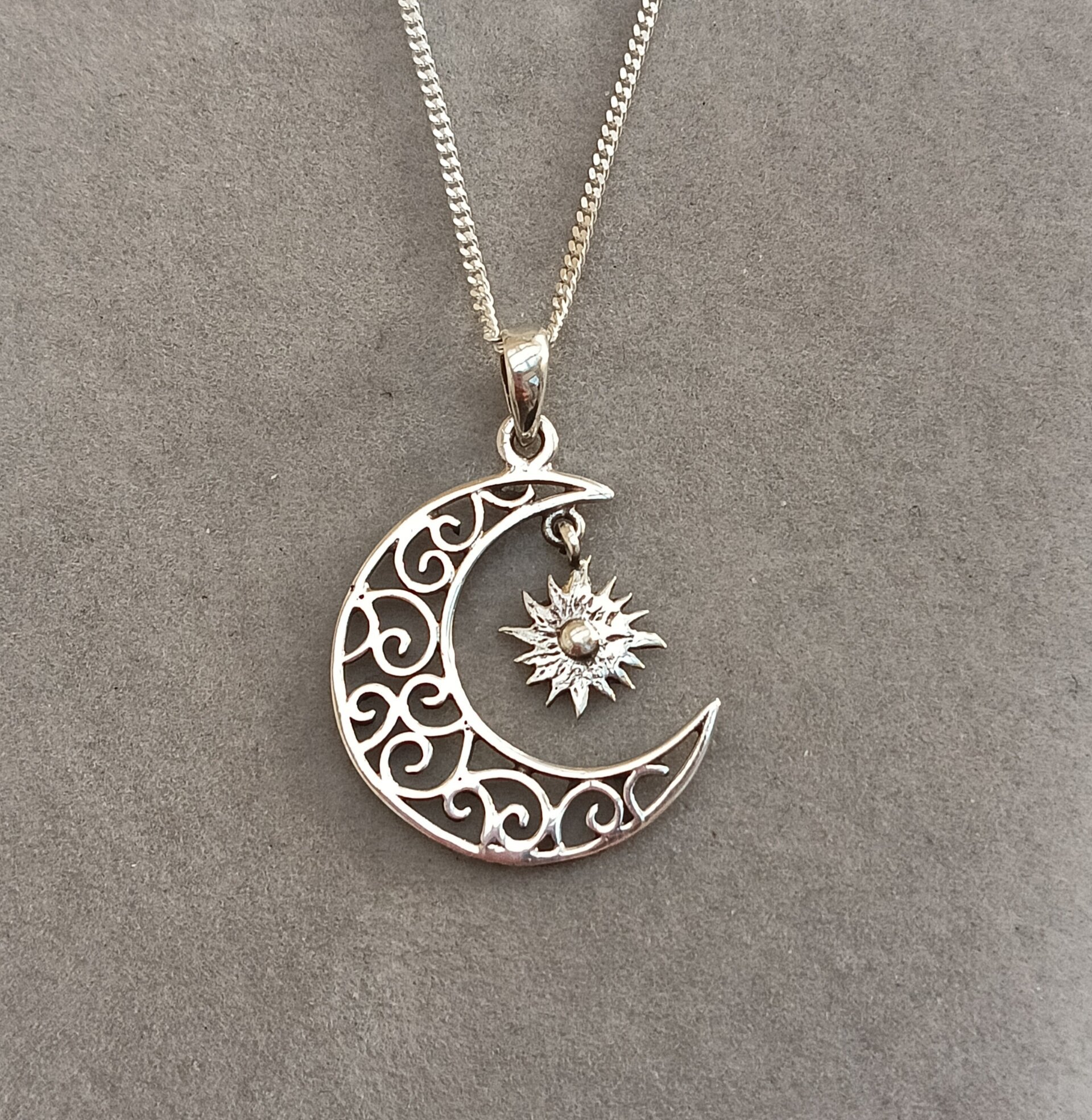 Collar luna y sol - 2