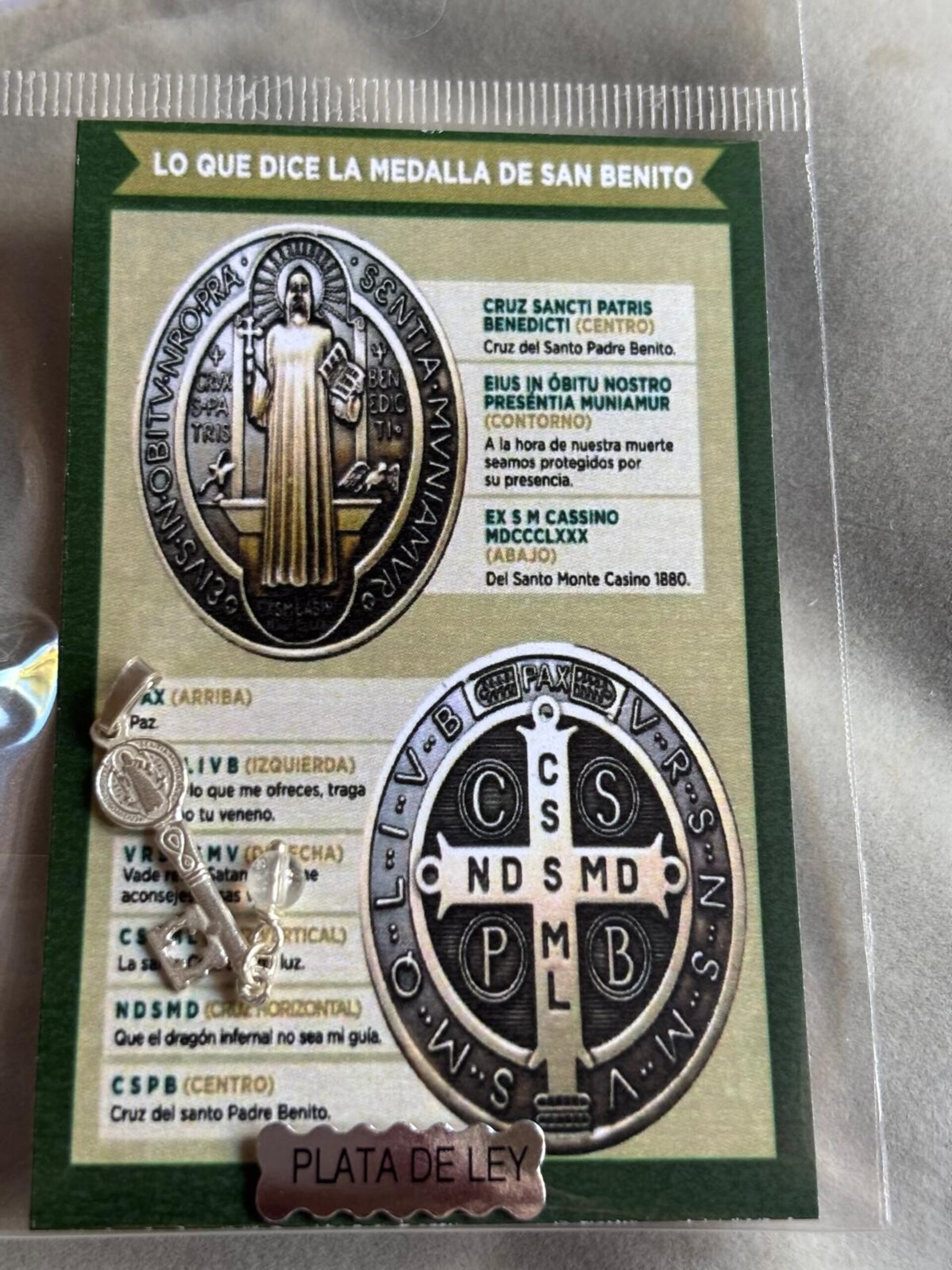 colgante llave san Benito con shungita, amatista y cuarzo maestro - 3