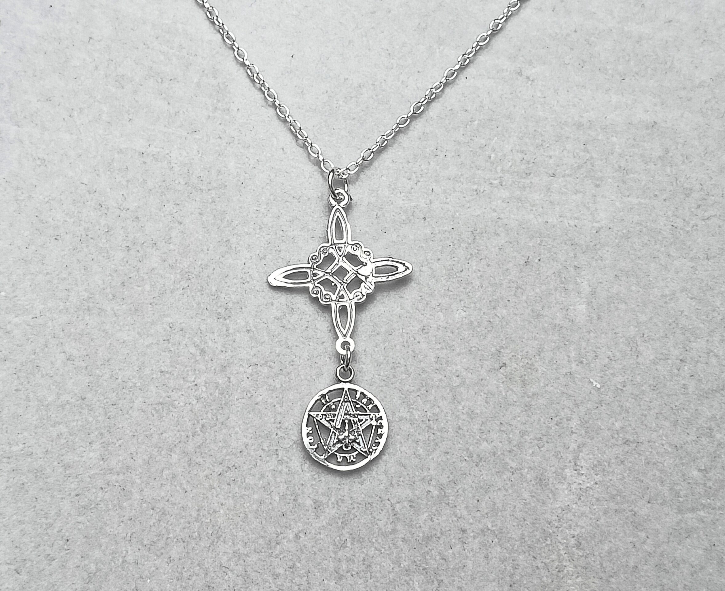 Collar doble protección nudo de bruja y Tetragramaton - 3