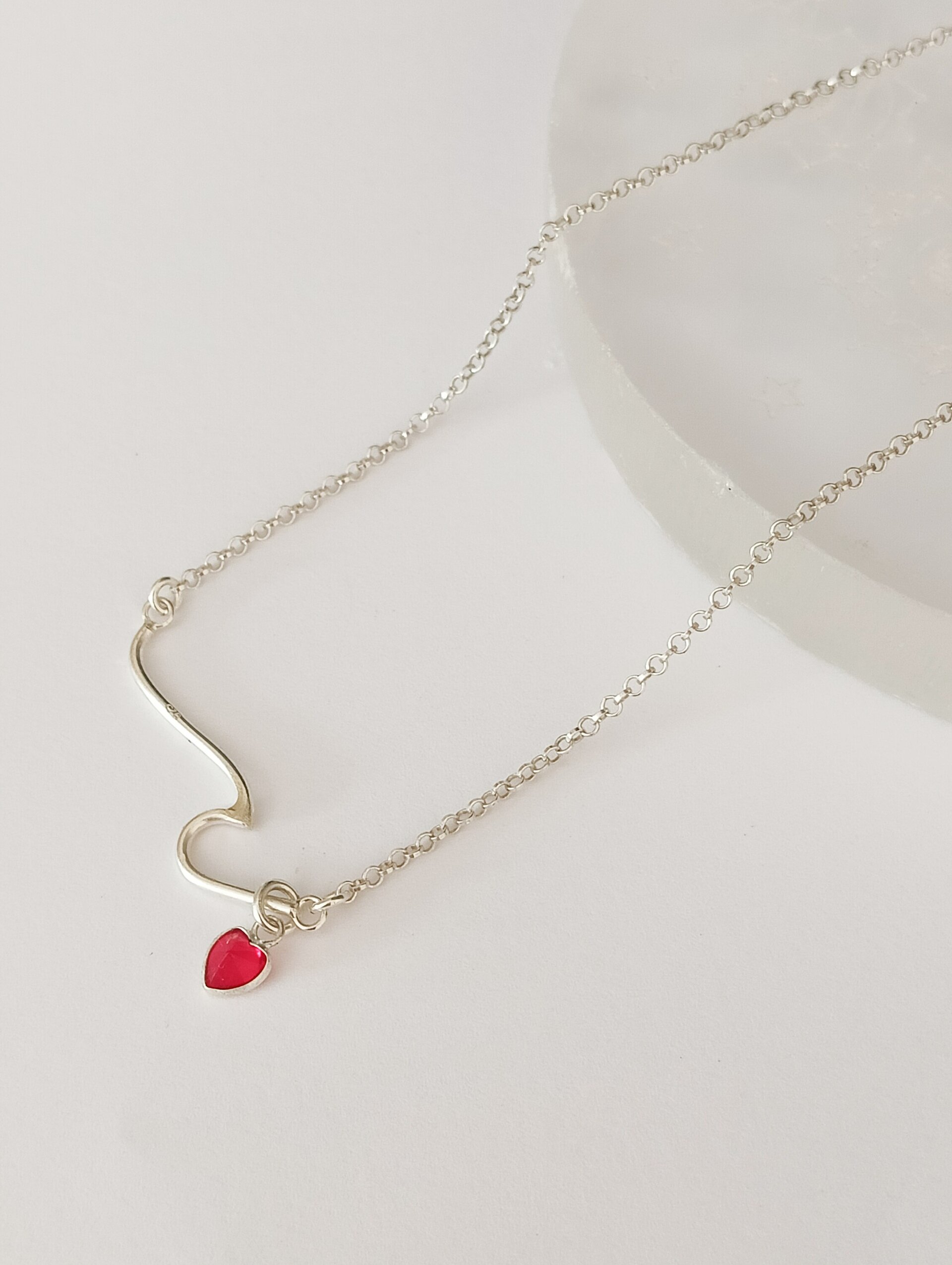 Collar ola y corazón rojo - 3