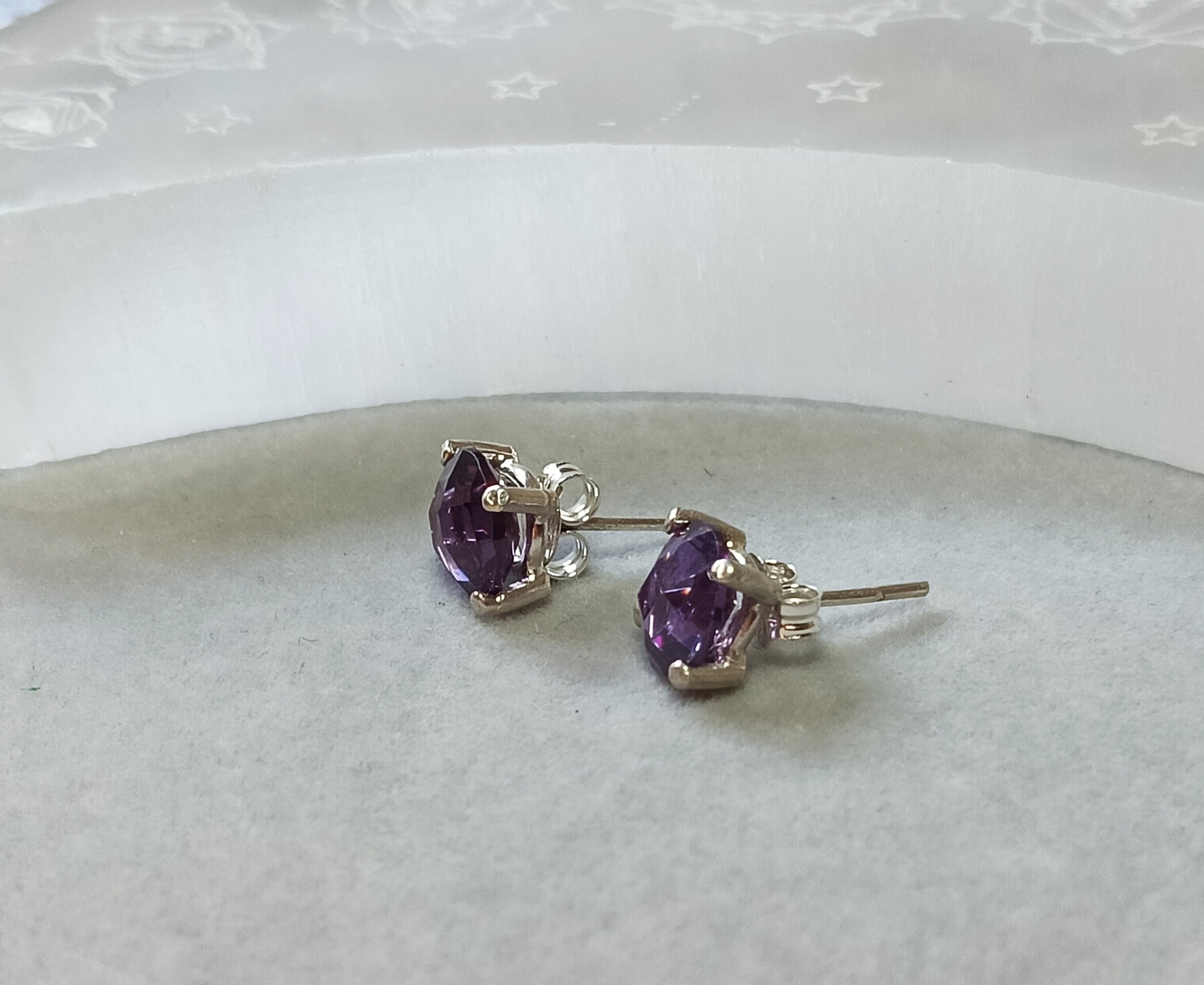 Pendientes 4 garras circonita lila - 3
