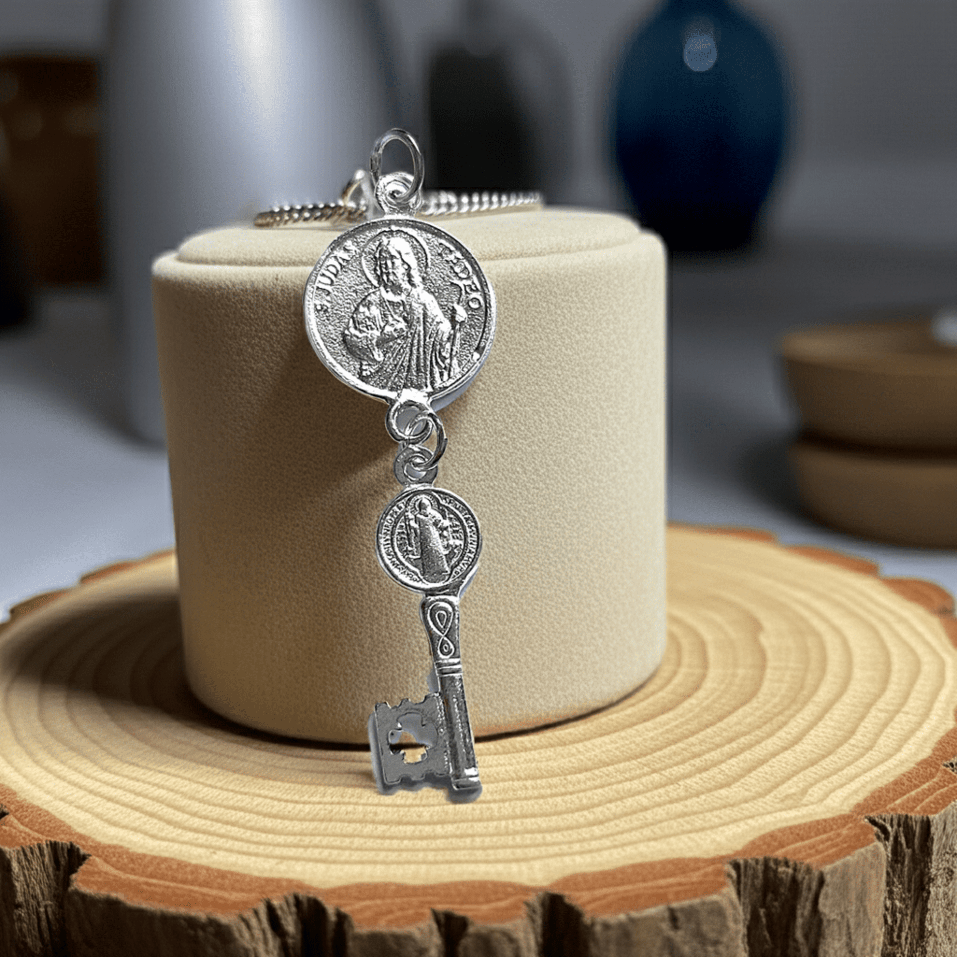 Colgante llave San Benito y San Judas Tadeo - 2
