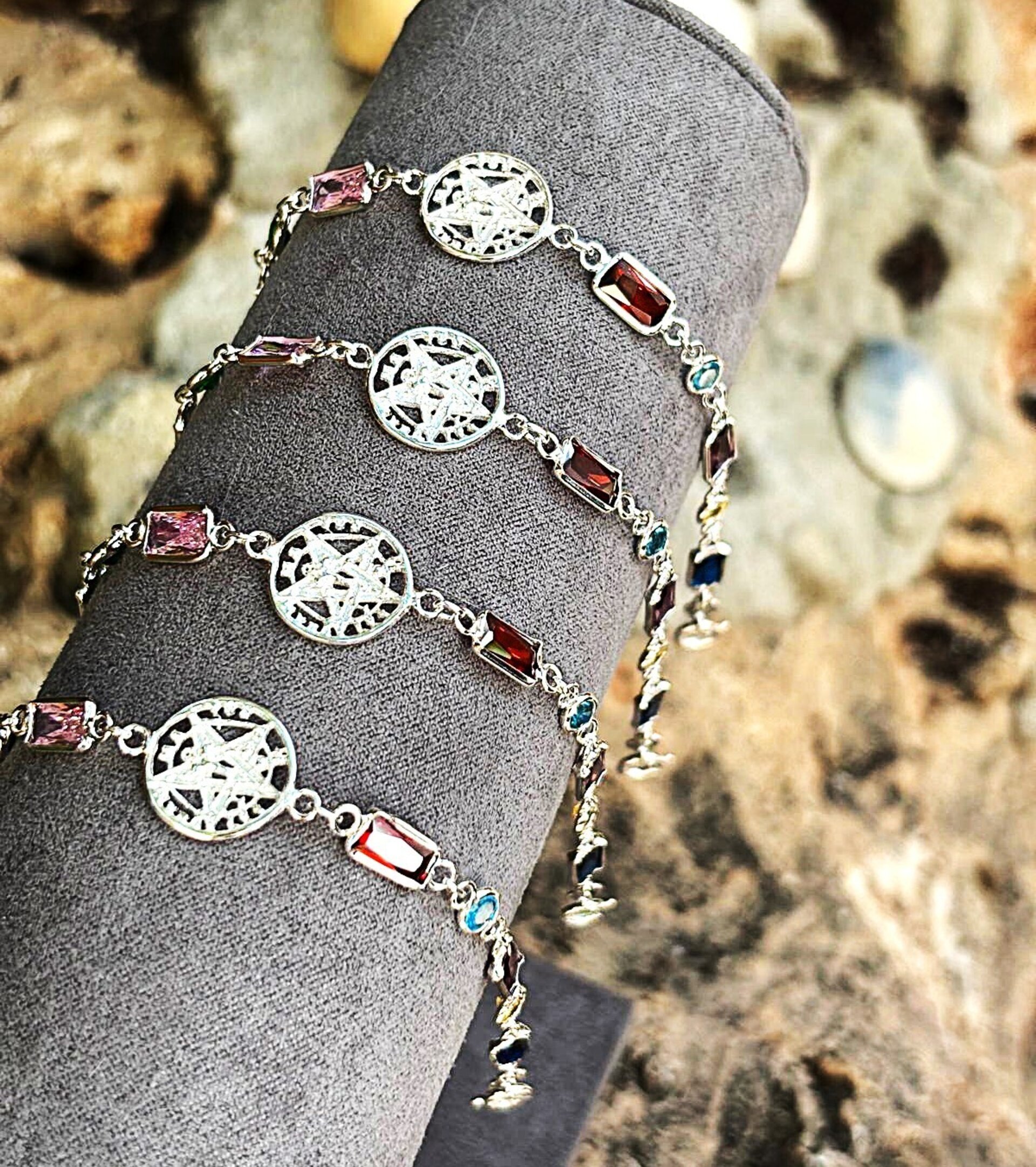Pulsera amuleto tetragrámaton con cristales - 3