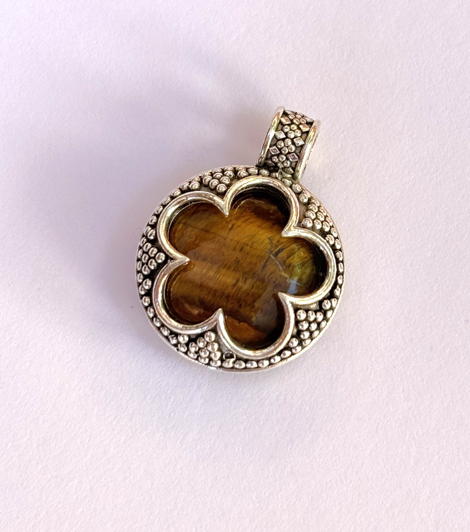 colgante amuleto gotland con piedra natural de ojo de tigre - 2
