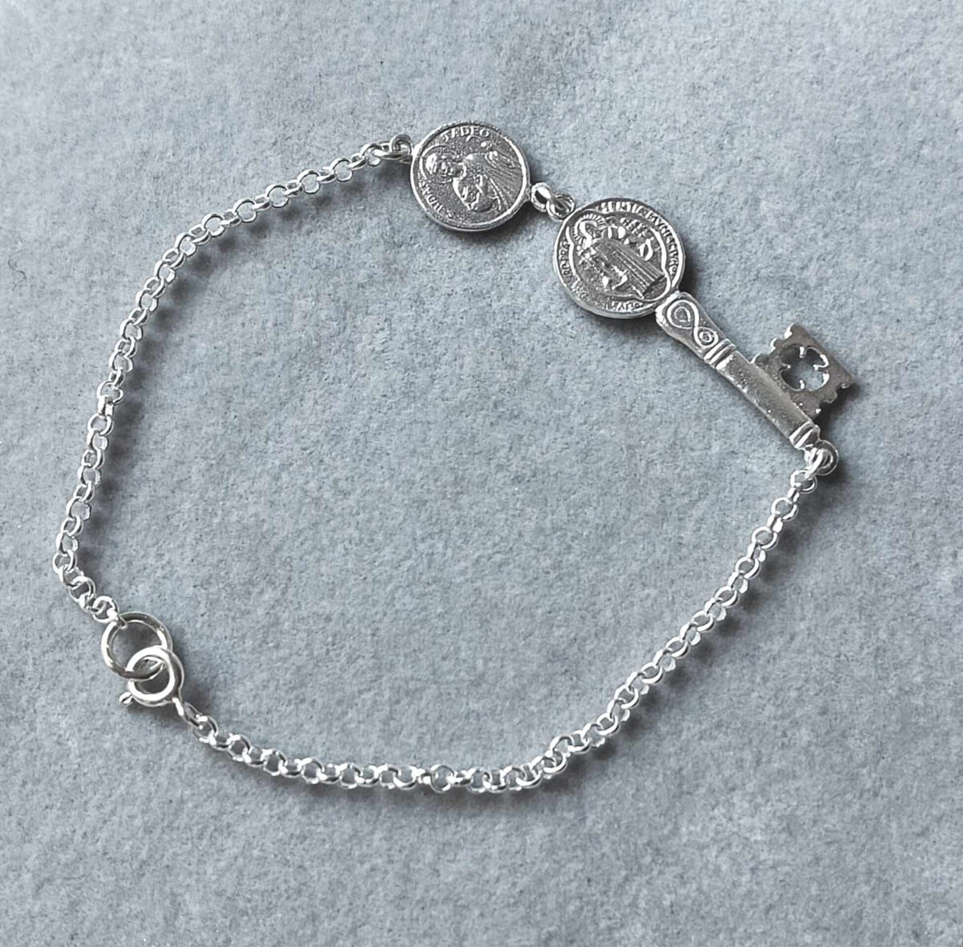 Pulsera doble protección llave de San Benito y Judas Tadeo - 4