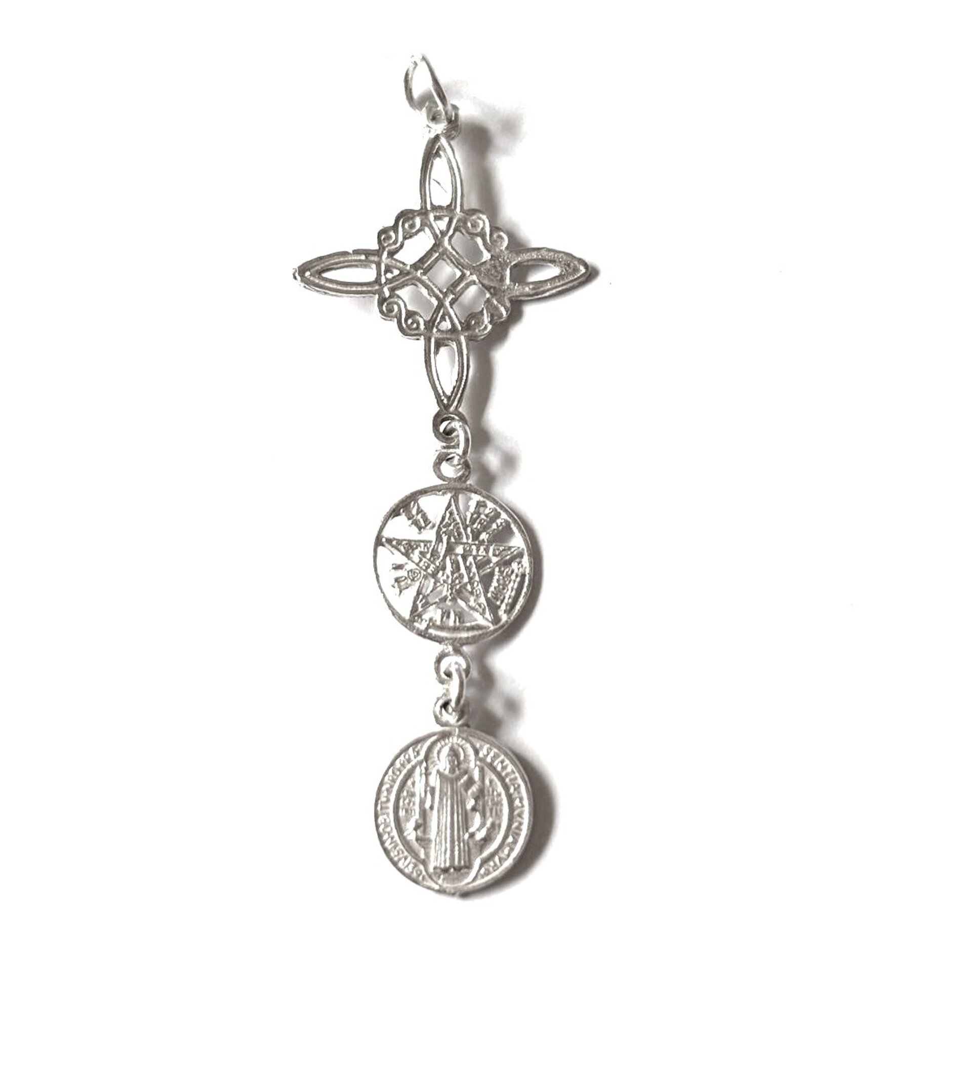 colgante triple protección nudo de bruja, tetragramaton y San Benito - 2