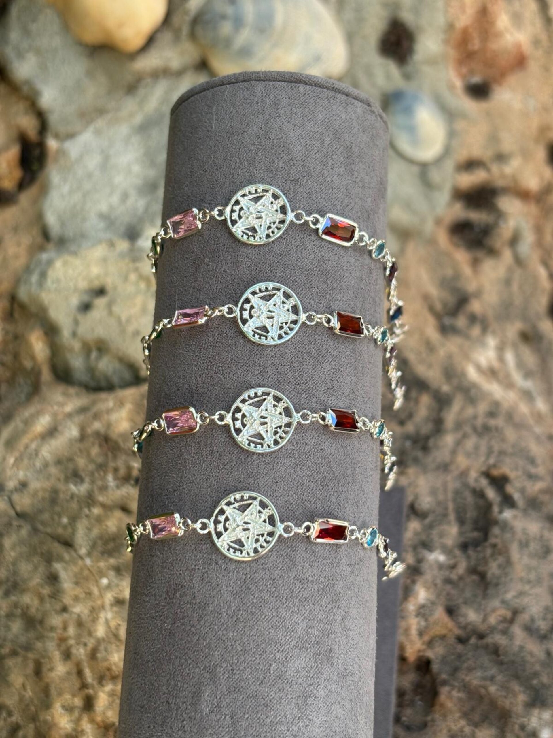 Pulsera amuleto tetragrámaton con cristales - 9