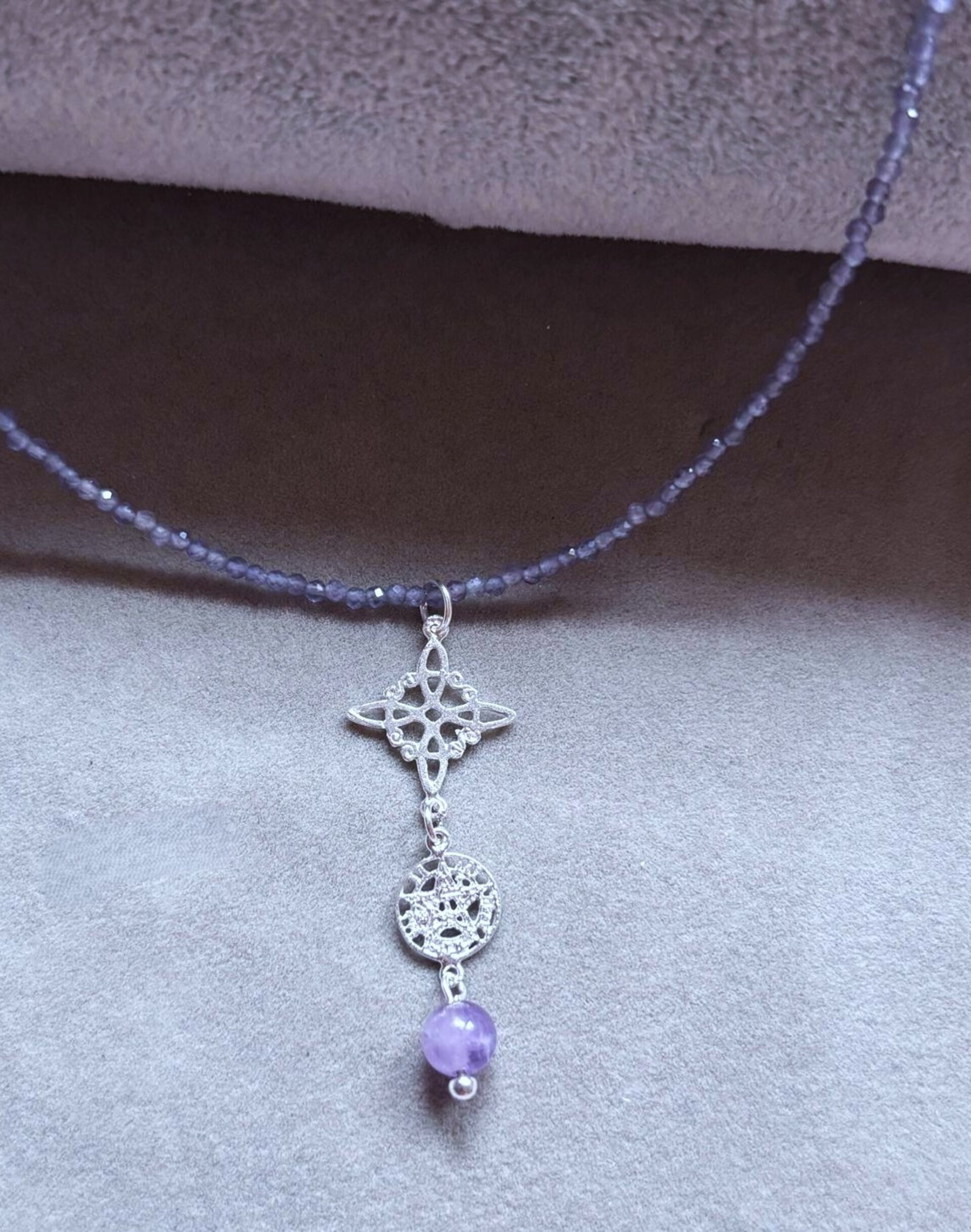 gargantilla amatista con amuleto doble protección - 3