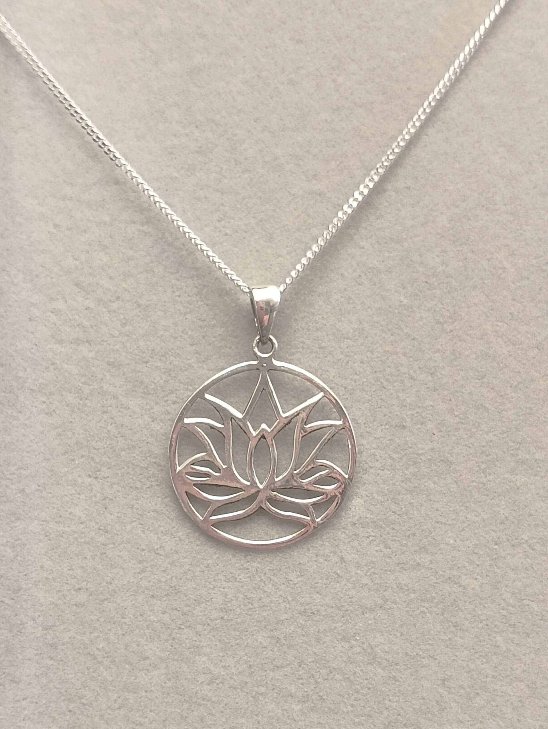 Collar flor de loto - 3