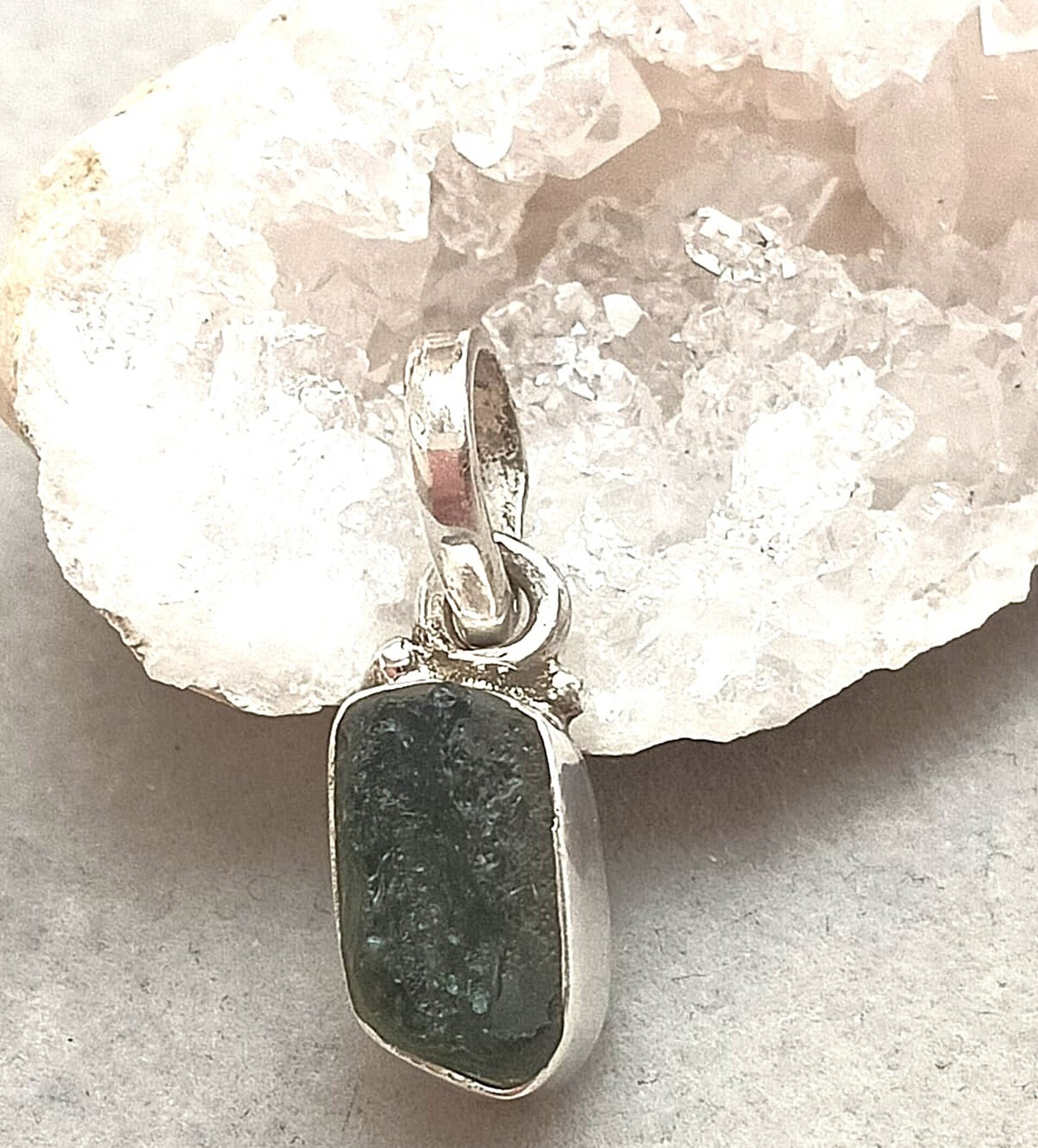 colgante piedra natural de Moldavita - 3